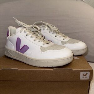 VEJA Womens Pink V 10 Cwl, White Orchid Ultraviolet